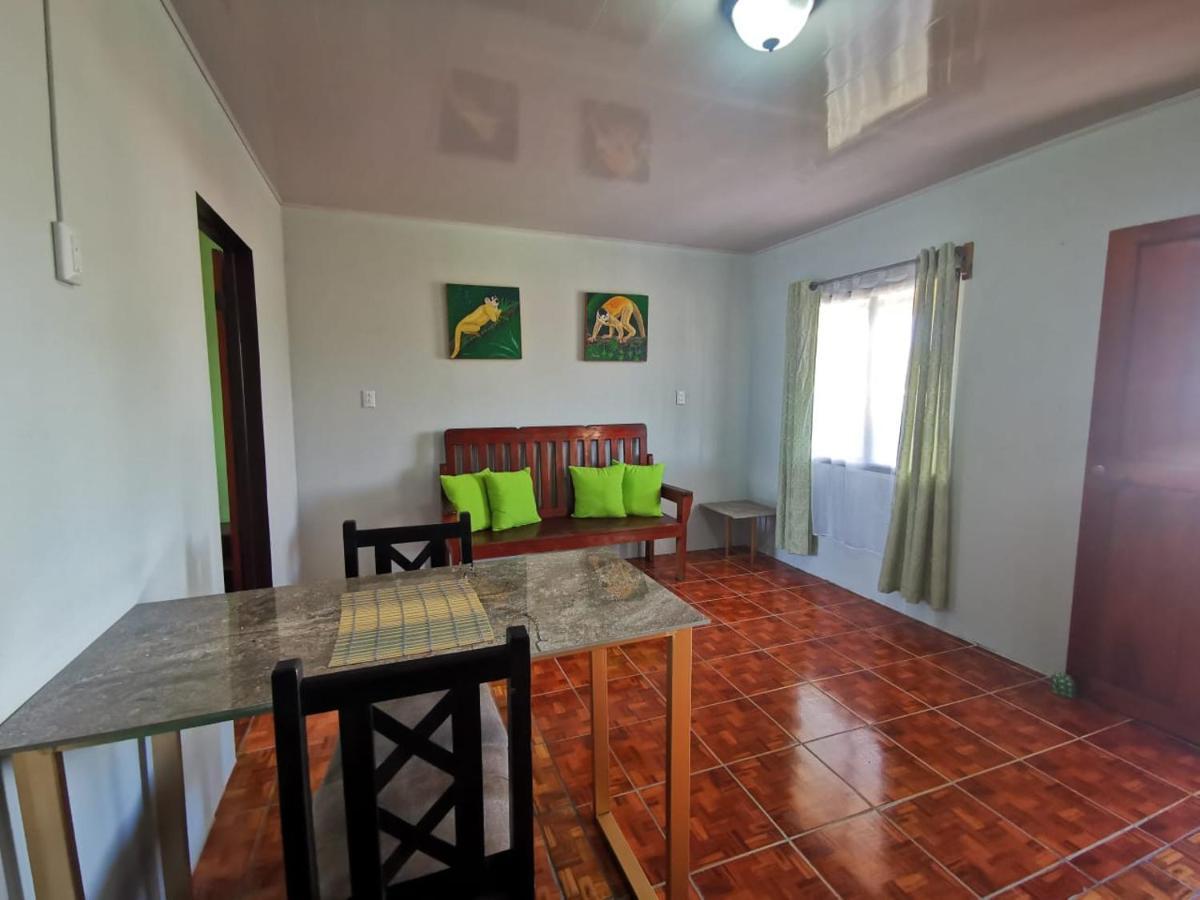 The Corner Airbnb Puerto Jimenez Exterior photo