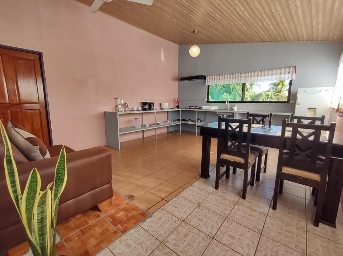The Corner Airbnb Puerto Jimenez Exterior photo