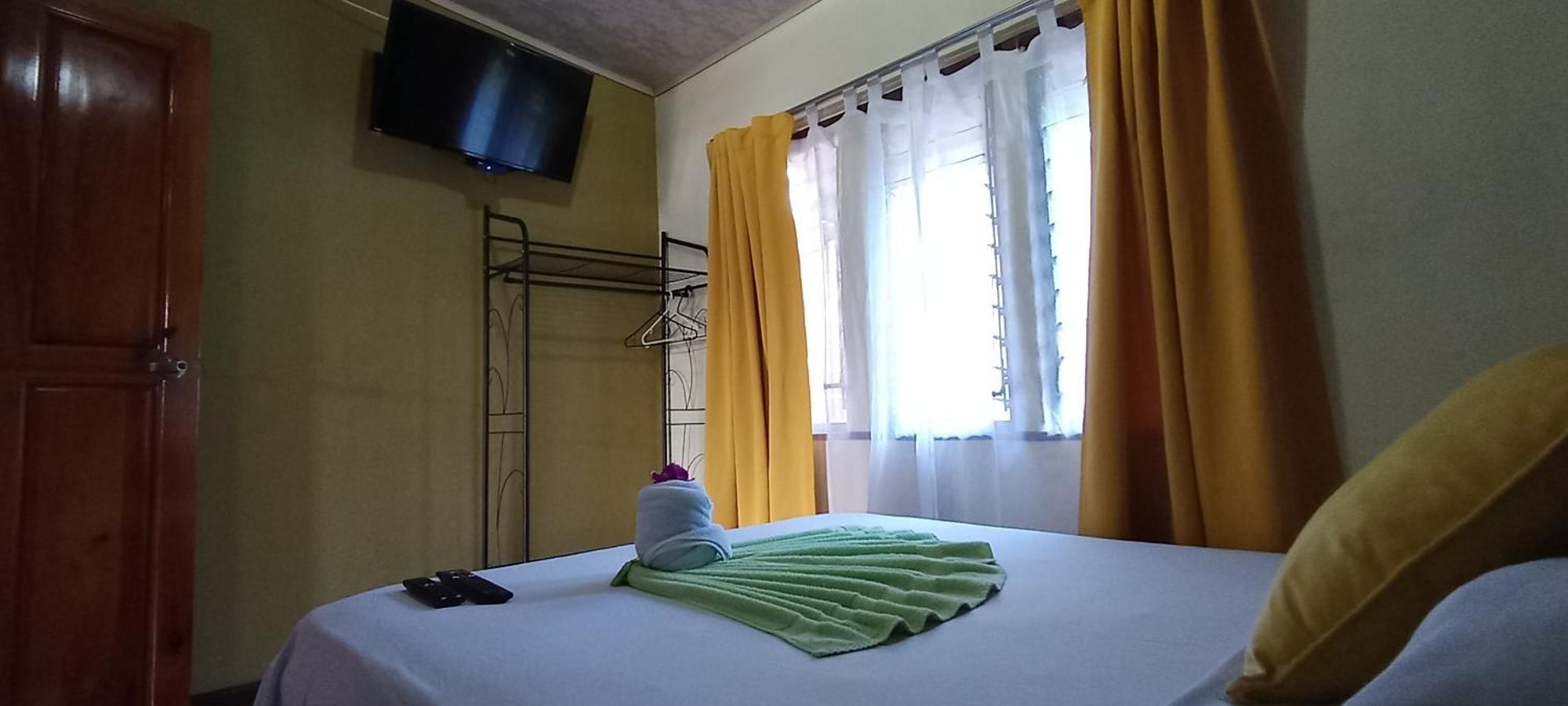 The Corner Airbnb Puerto Jimenez Room photo